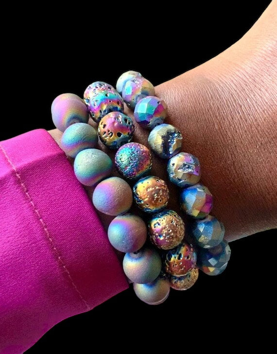 Blue Druzy Agate gemstones and Howlite newest Skull Stretch Bracelet