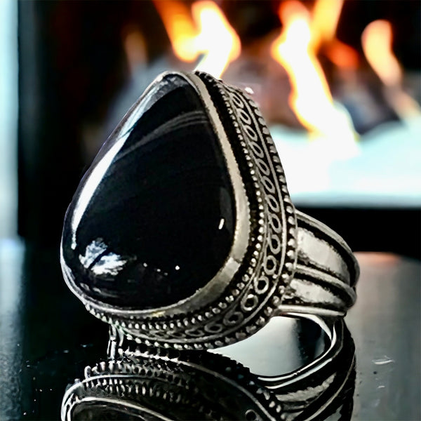Onyx Black Banded Sardonyx Natural Gemstone .925 Sterling Silver Ring (Size 7.5)