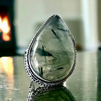 Prehnite Natural Gemstone .925 Sterling Silver Point Statement Ring (Size: 7.75)
