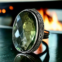 Peridot Natural Gemstone Faceted .925 Sterling Silver Oval Statement Ring (Size: 8)