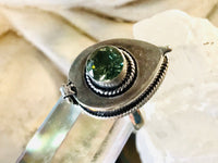 Peridot Gemstone .925 Sterling Silver Locket Ring (Size 7.75)